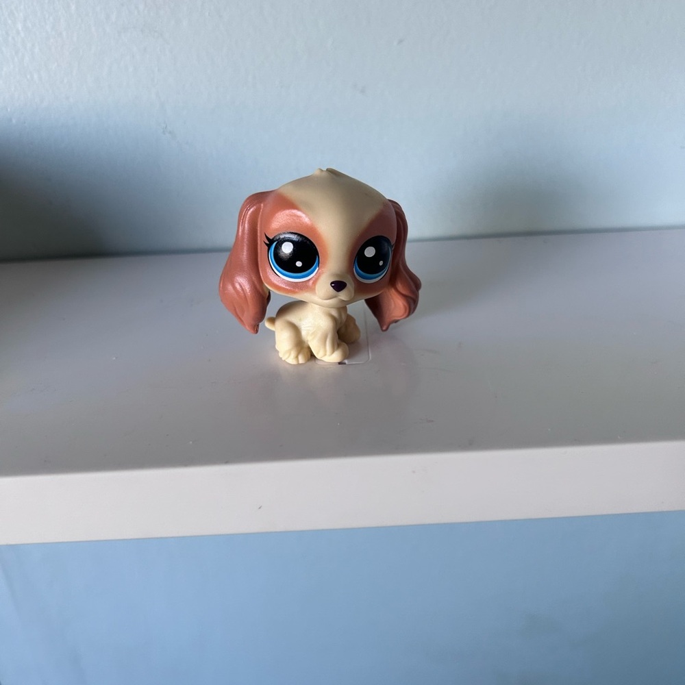 Littlest Pet Shop the Cocker Spaniel named Danielle Spanielle #88